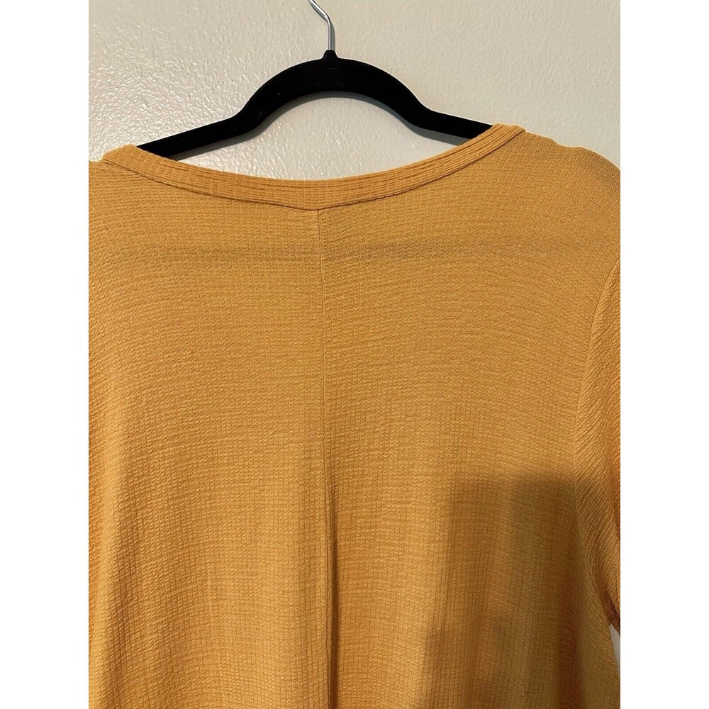 Adrianna Papell Shirt Womens Large Yellow Rayon Blend V-Neck Short Sleeve‎ - Picture 6 of 6